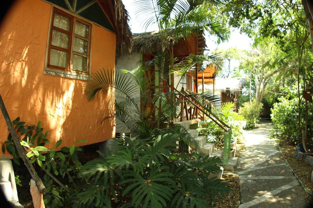 Hosteria Cabanas Itapoa Puerto Lopez Exterior photo