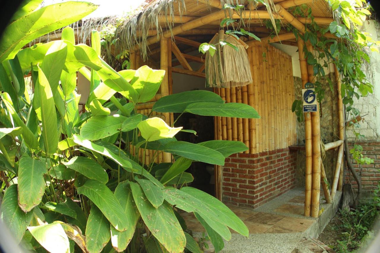Hosteria Cabanas Itapoa Puerto Lopez Exterior photo