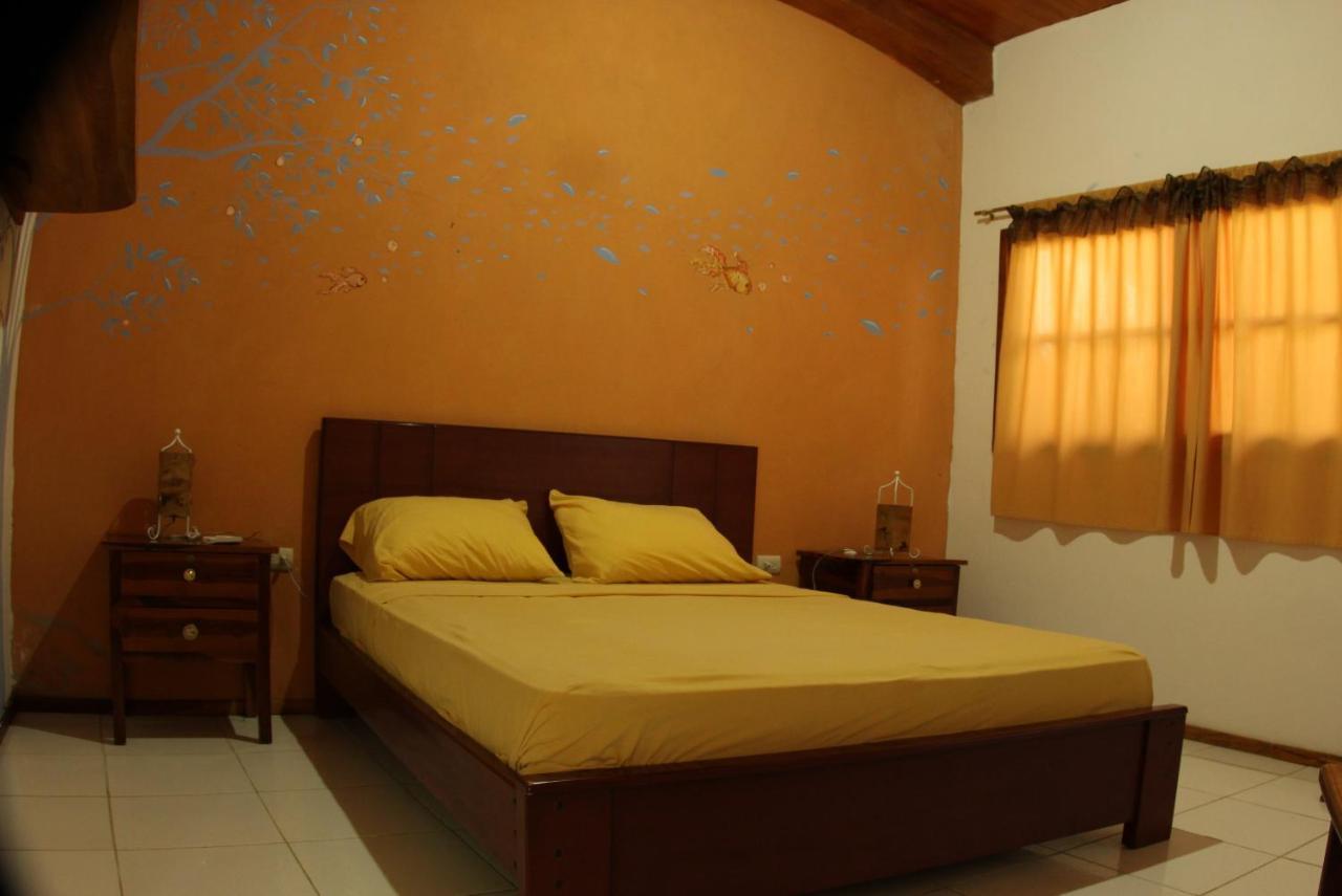 Hosteria Cabanas Itapoa Puerto Lopez Exterior photo