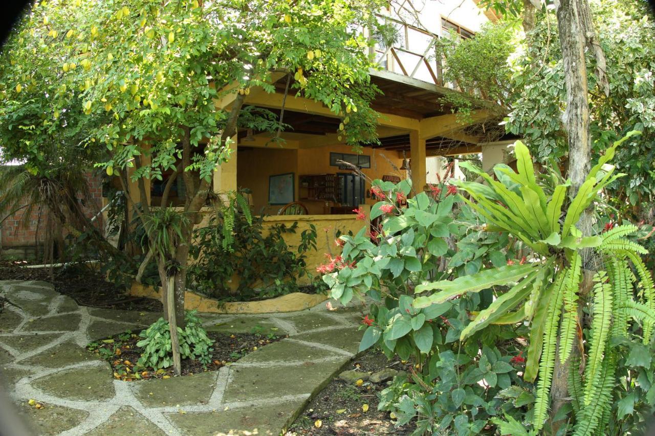 Hosteria Cabanas Itapoa Puerto Lopez Exterior photo