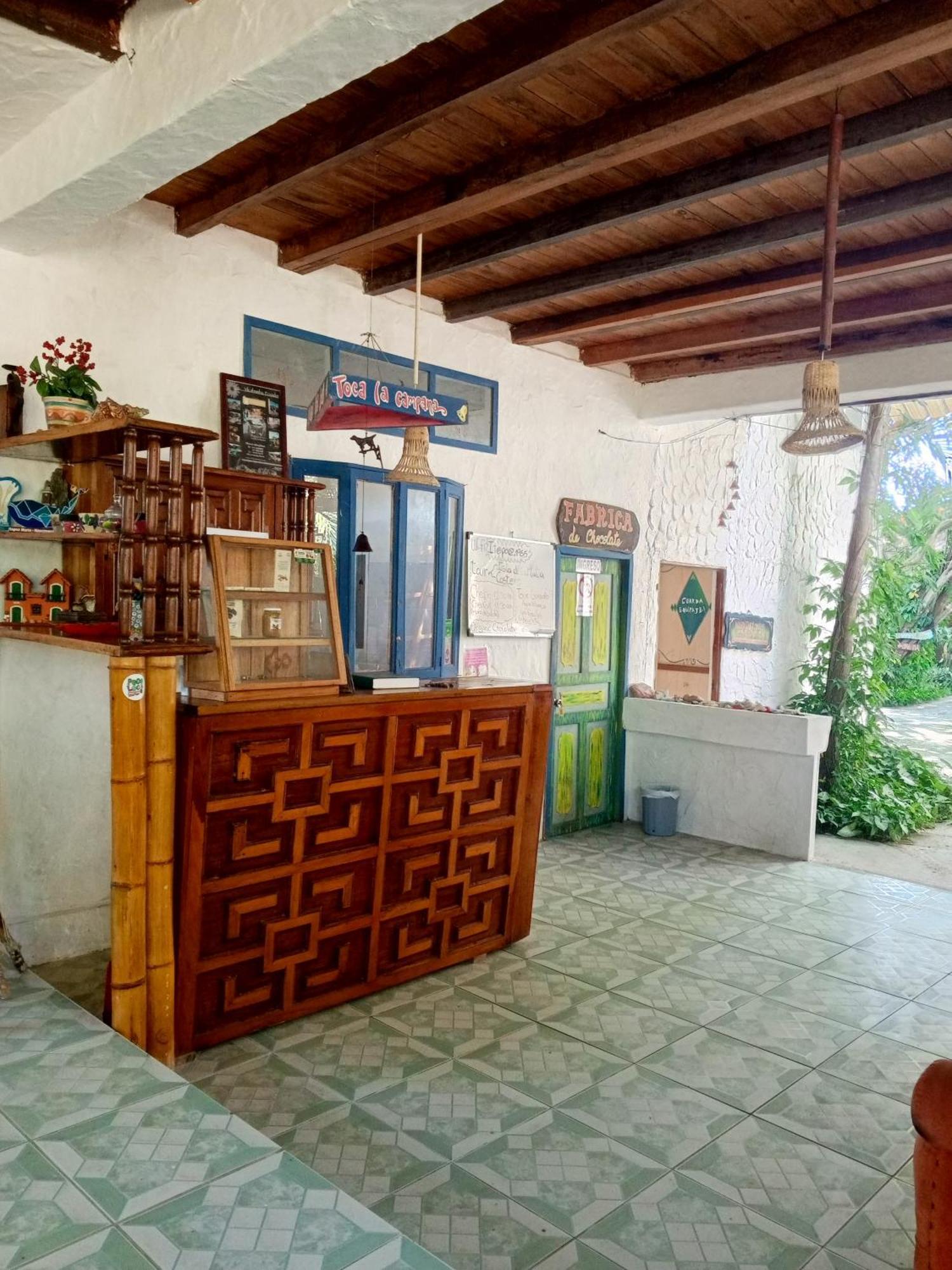 Hosteria Cabanas Itapoa Puerto Lopez Exterior photo
