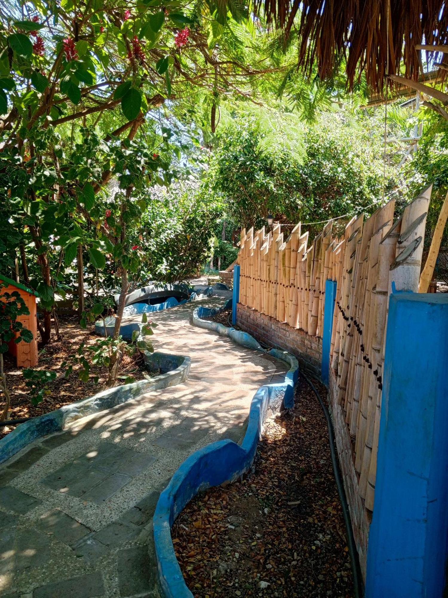 Hosteria Cabanas Itapoa Puerto Lopez Exterior photo