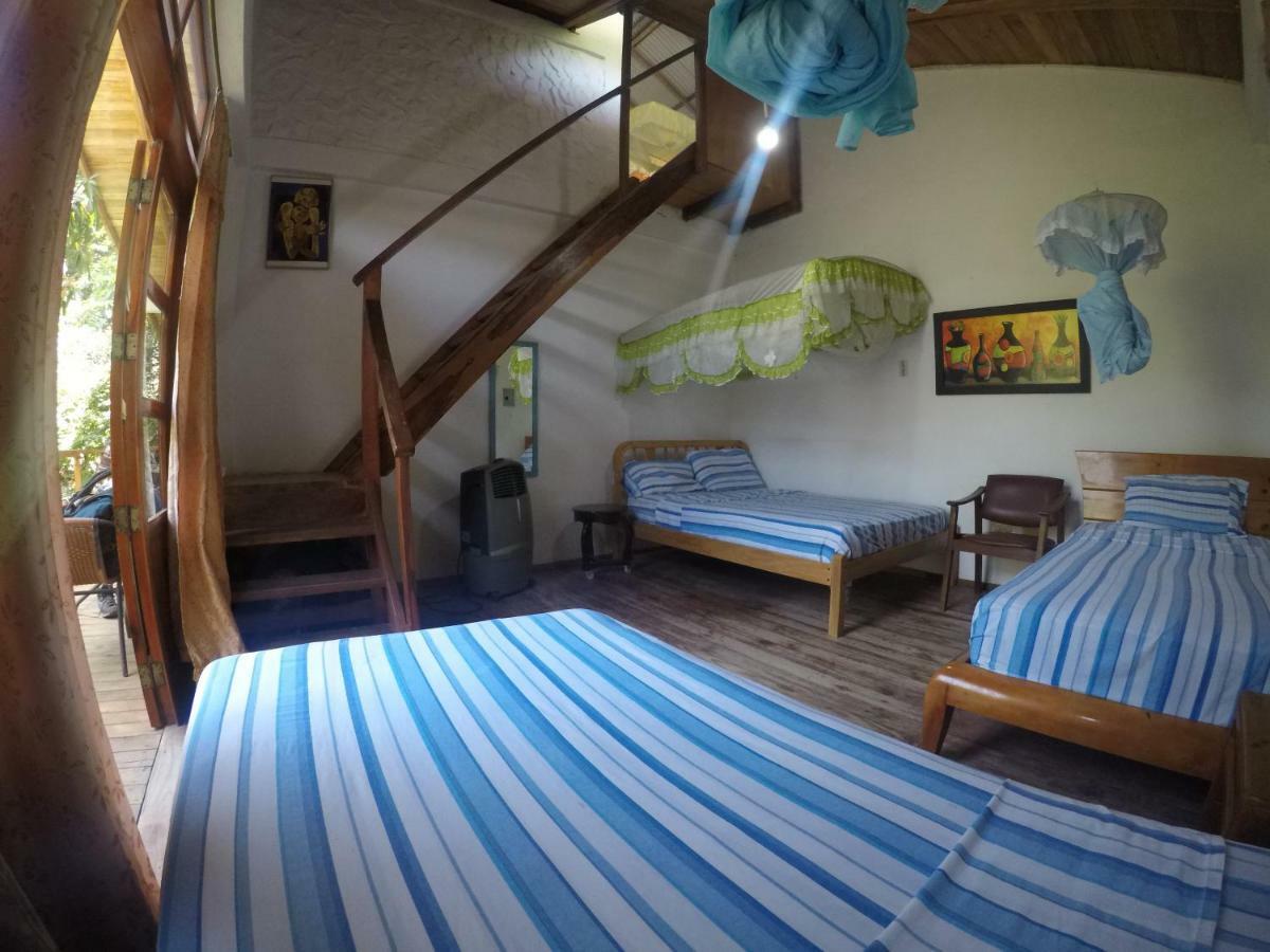 Hosteria Cabanas Itapoa Puerto Lopez Exterior photo